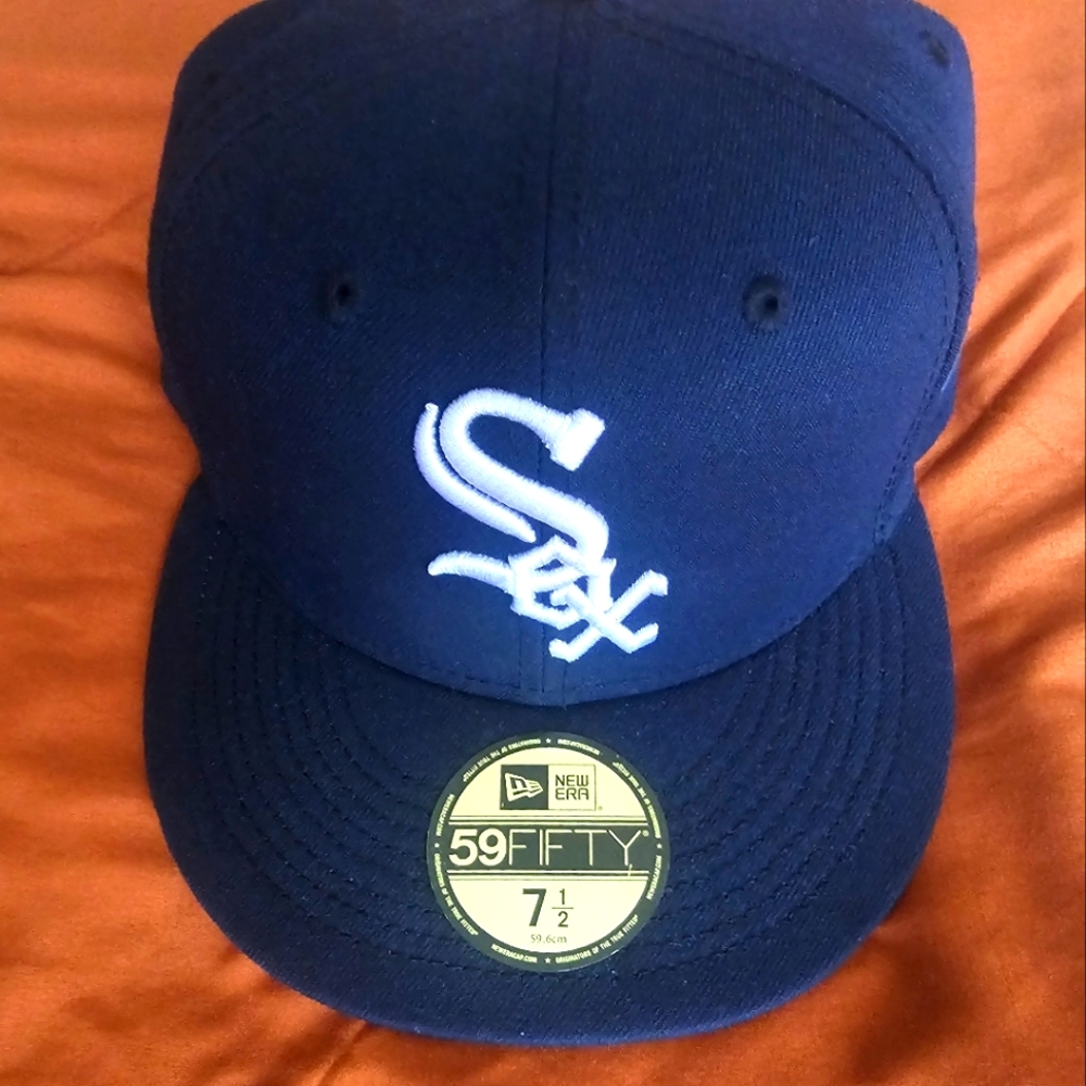 Navy blue Chicago White Sox hat